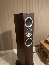 KEF R500