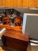 Pathos Acoustics Logos MK2