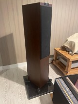 KEF R500