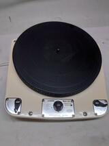 Garrard 01 Cream